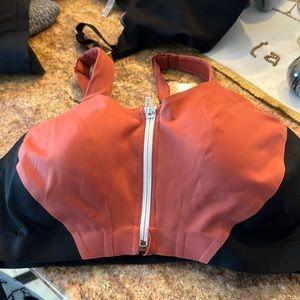 Victoria Secret Knockout Front-Close Sport Bra